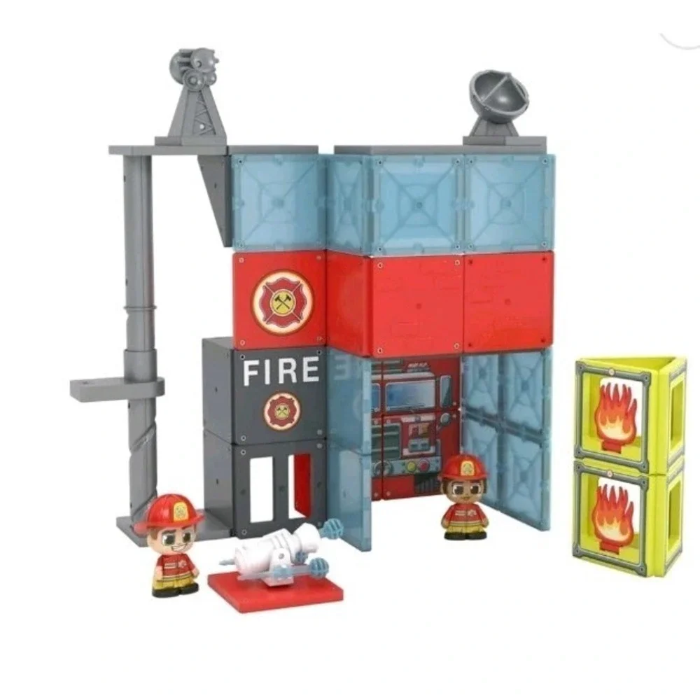 Tile Town Fire Station Magnetic Tiles Playset w/ 2 Figures - Building